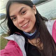 Profesora de biología con años de experiencia en la materia en mención electivo en la enseñanza media y aprobado en la educación superior para enseñarle a jóvenes escolares. Desde Santiago con clases online